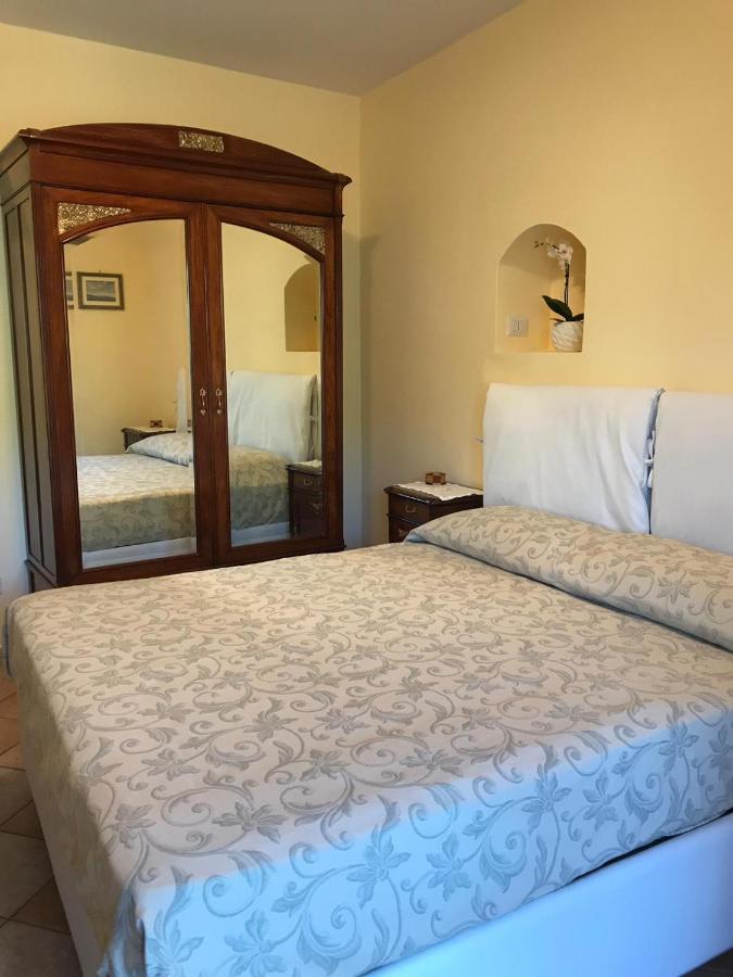 B&B Cosy Room Vico Equense Exteriör bild